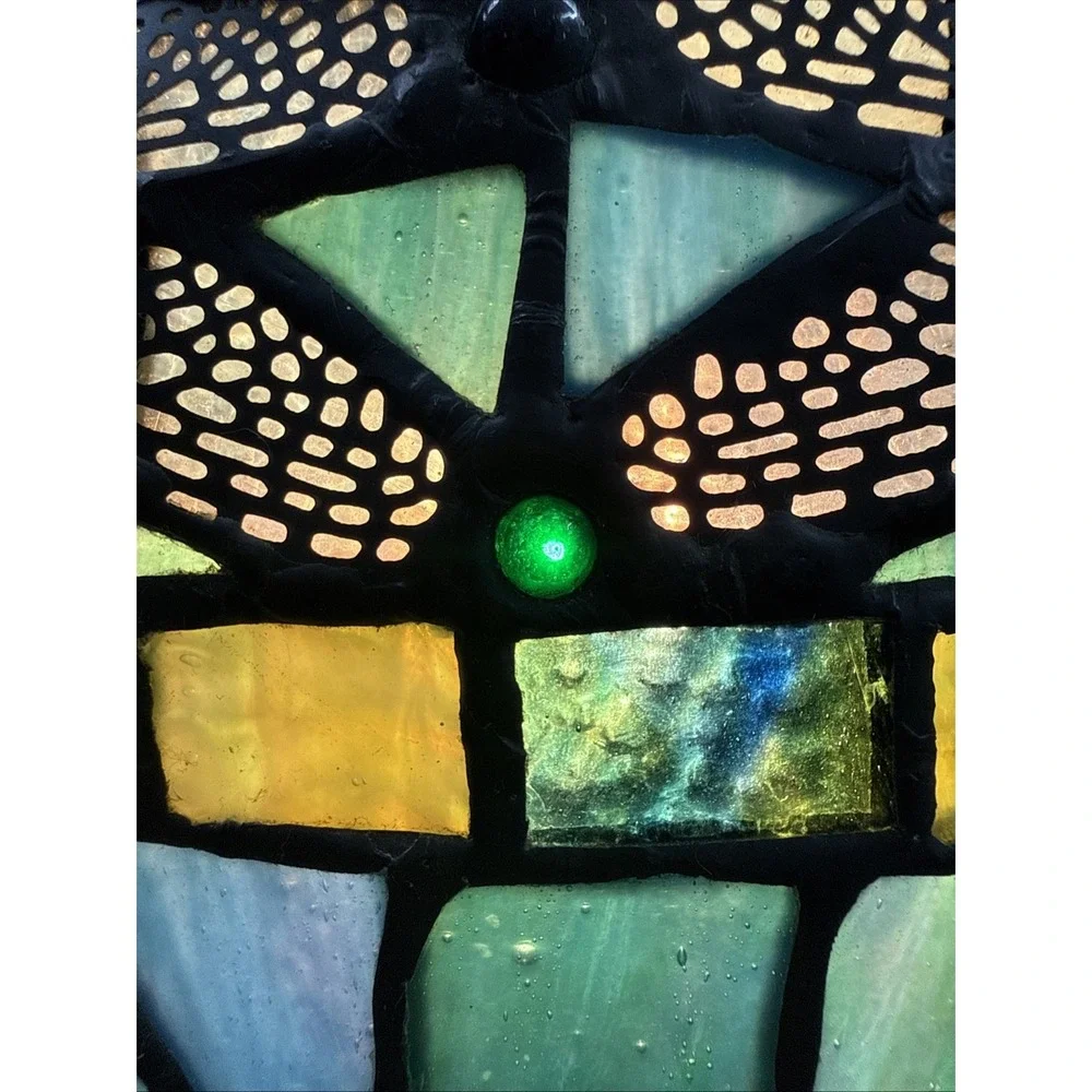 Dale Tiffany Dragonfly Motif Egg Shaped Stained Glass Accent Lamp